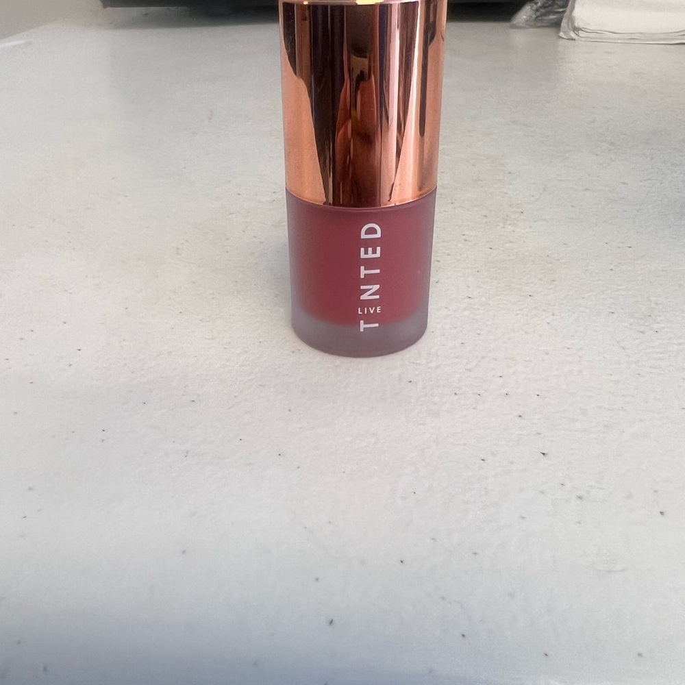 New Tint Magnetic Liquid Blush